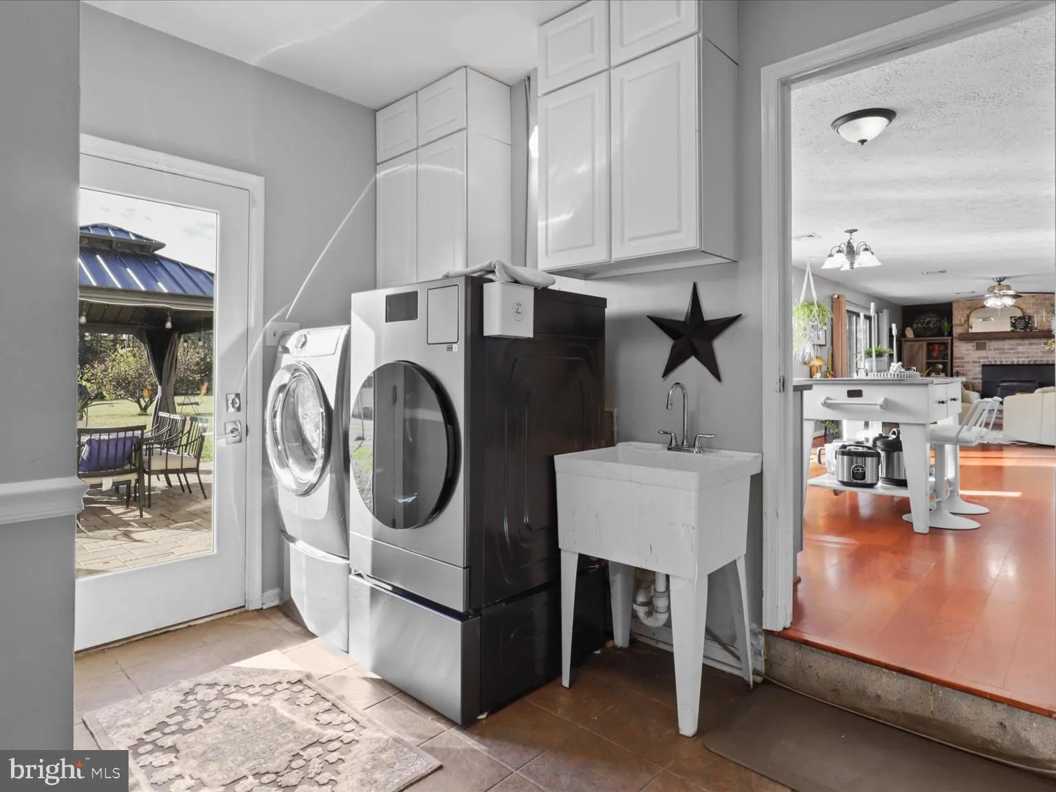 Marshall, Virginia 20115, United States, 5 Bedrooms Bedrooms, ,3 BathroomsBathrooms,Residential,Coming Soon,234718