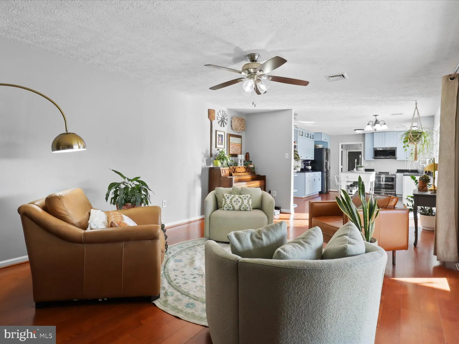 Marshall, Virginia 20115, United States, 5 Bedrooms Bedrooms, ,3 BathroomsBathrooms,Residential,Coming Soon,234718