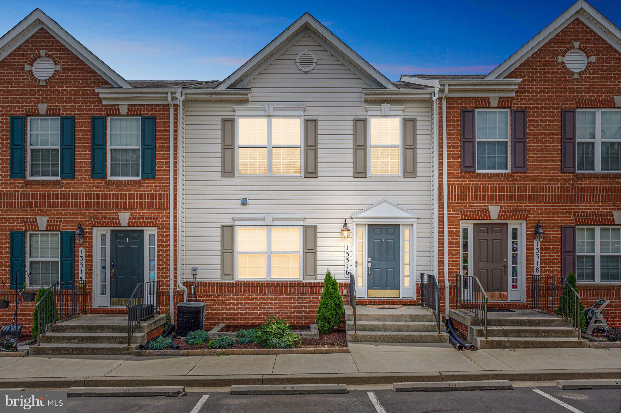 GATEWAY COMMONS - Residential Lease