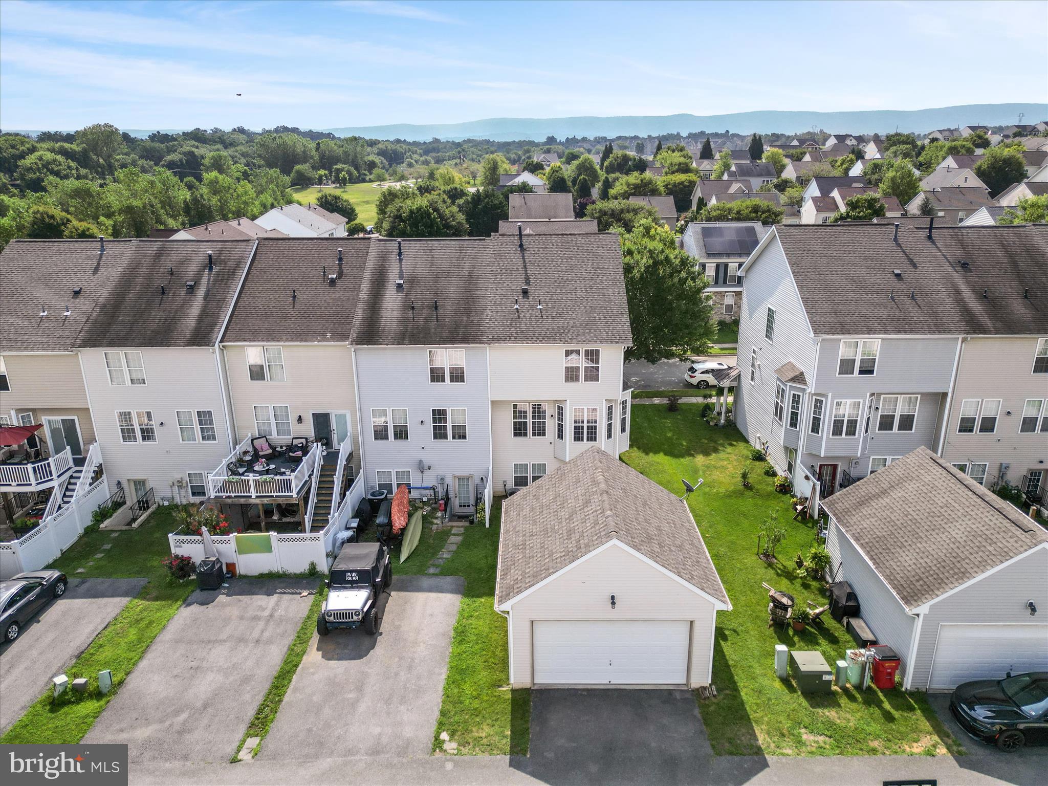 HUNTFIELD - Residential