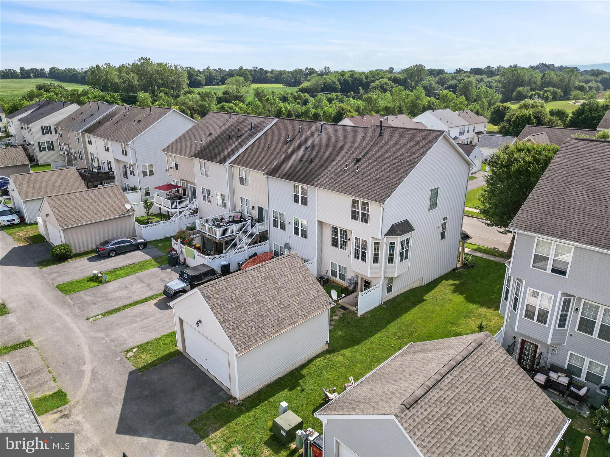 HUNTFIELD - Residential