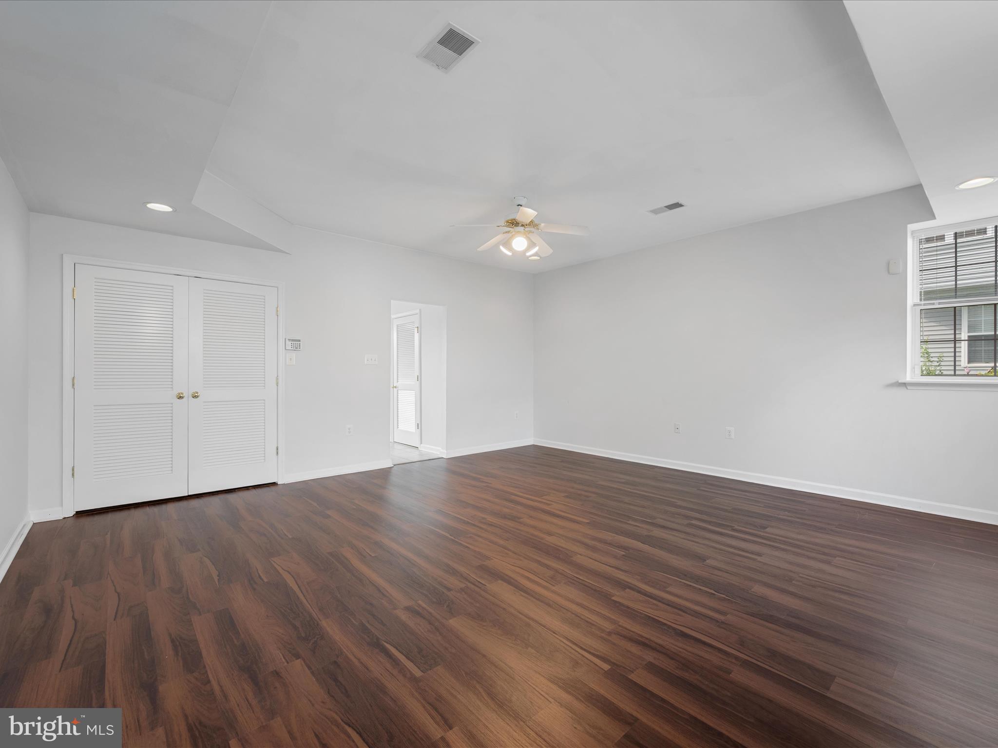 HUNTFIELD - Residential