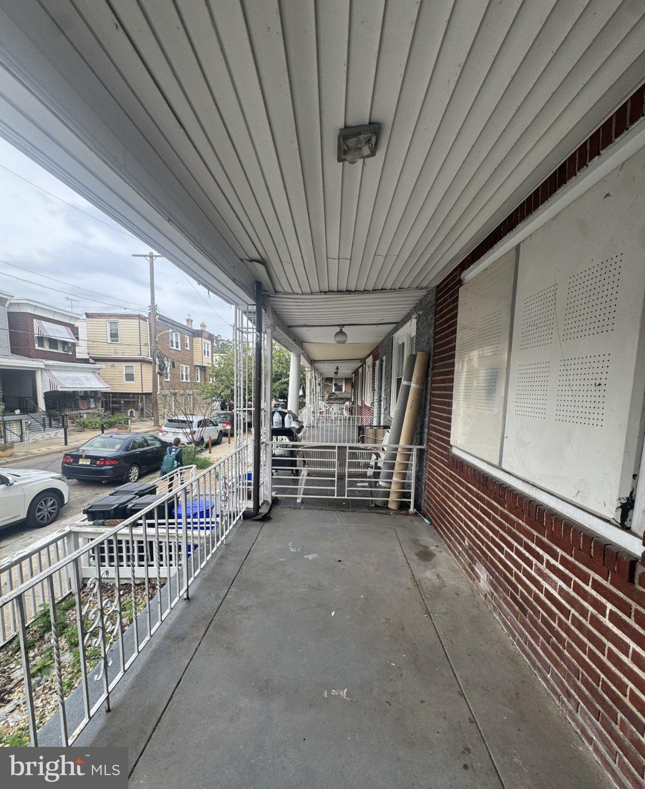418 W MENTOR STREET