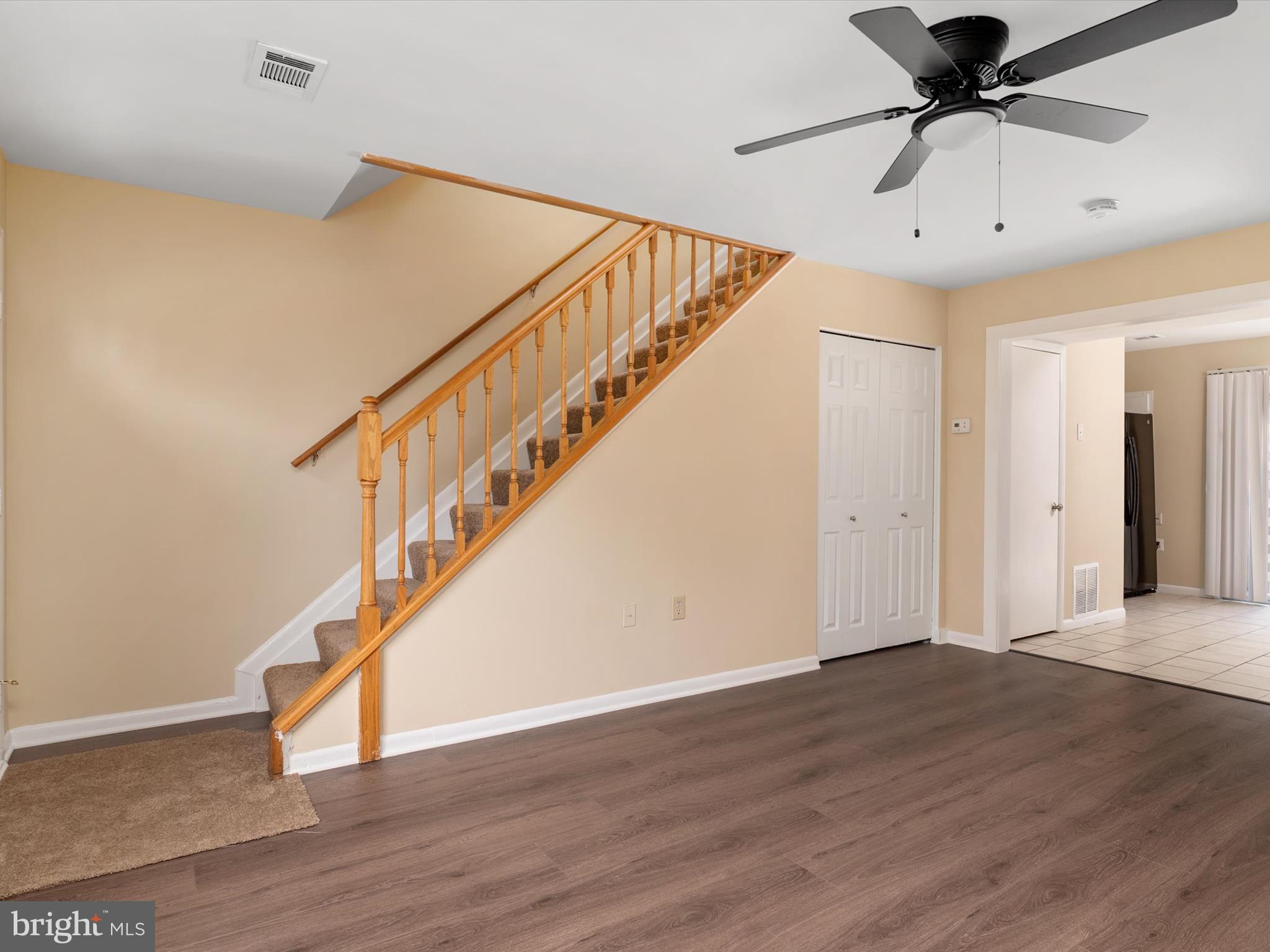 SUSSEX SQUARE CONDO - Residential