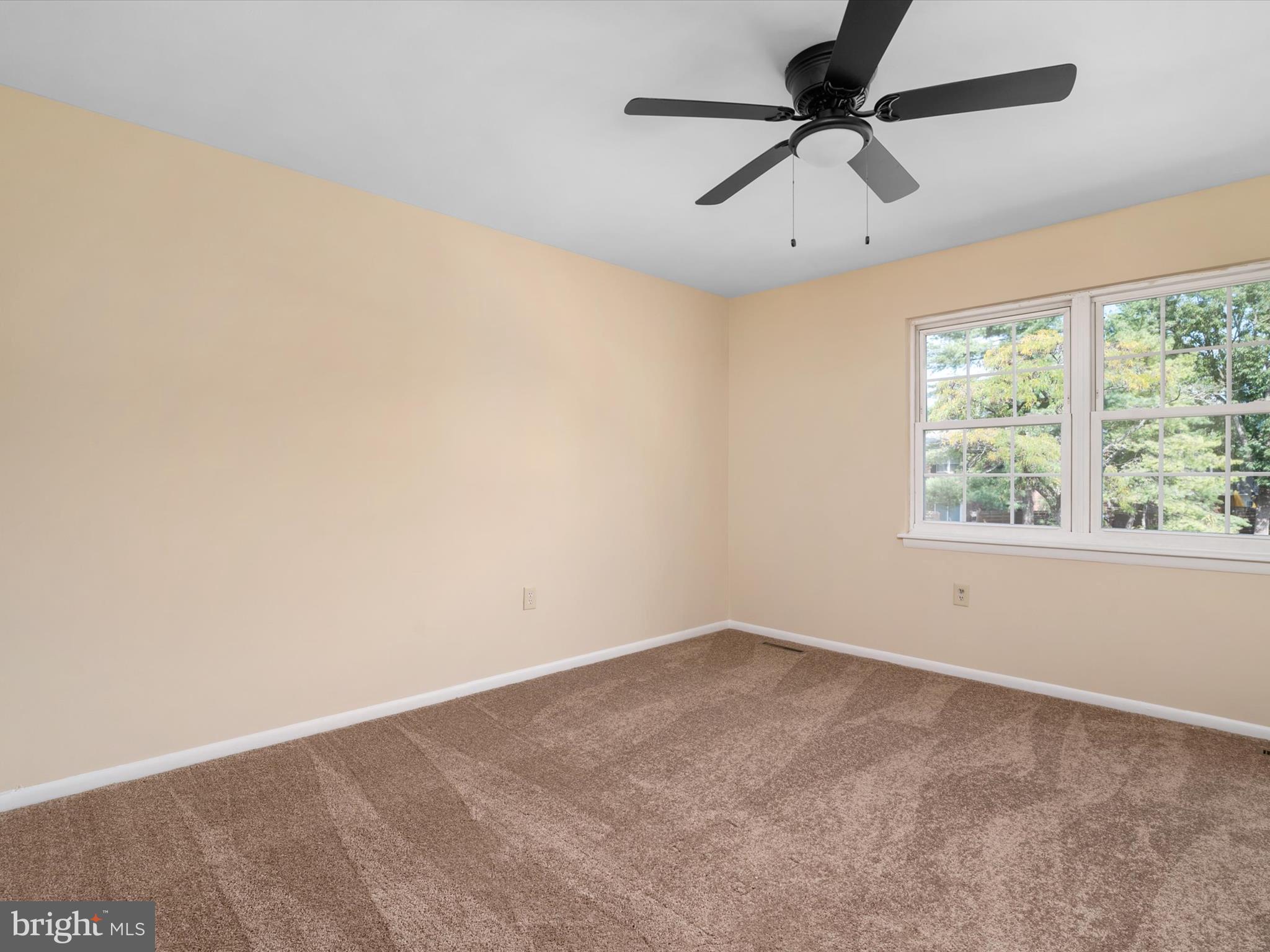 SUSSEX SQUARE CONDO - Residential