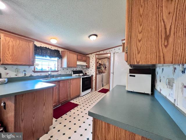 VILLAGE OF CECIL WOODS - Residential