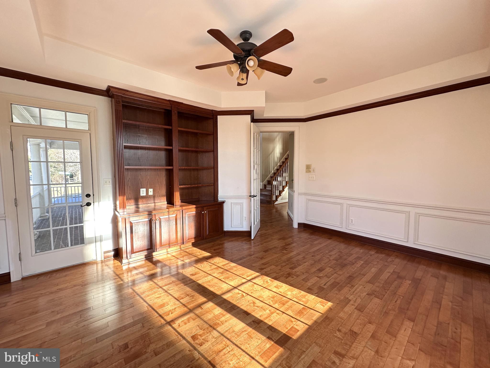 WINDSOR KNOLLS - Residential