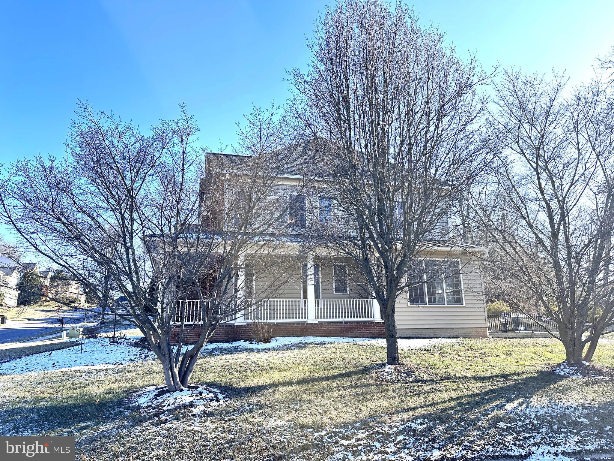 WINDSOR KNOLLS - Residential