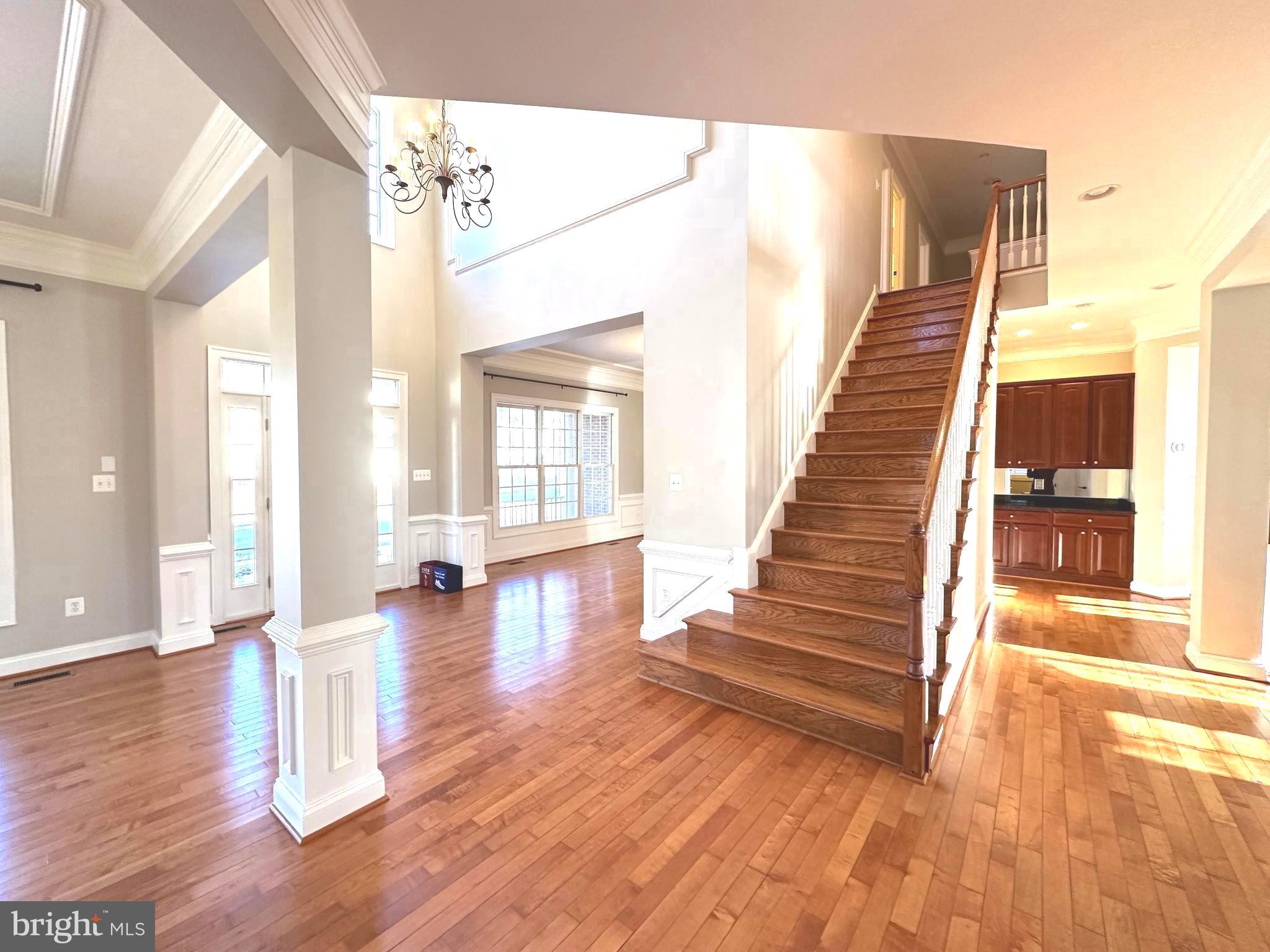 WINDSOR KNOLLS - Residential