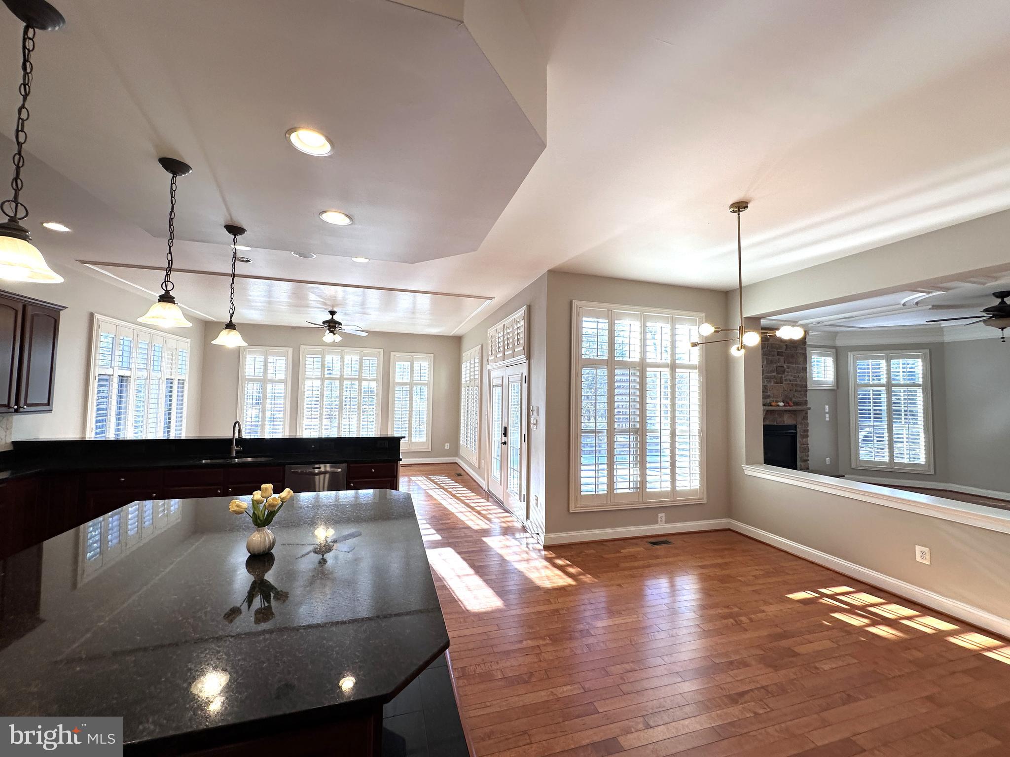 WINDSOR KNOLLS - Residential