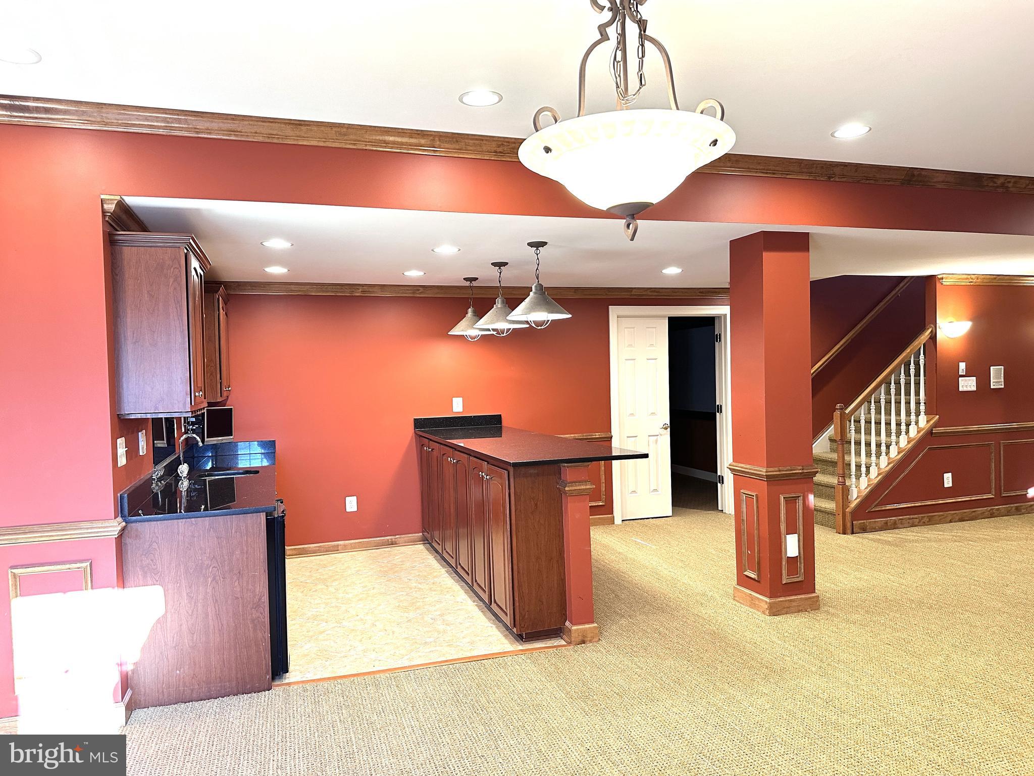 WINDSOR KNOLLS - Residential