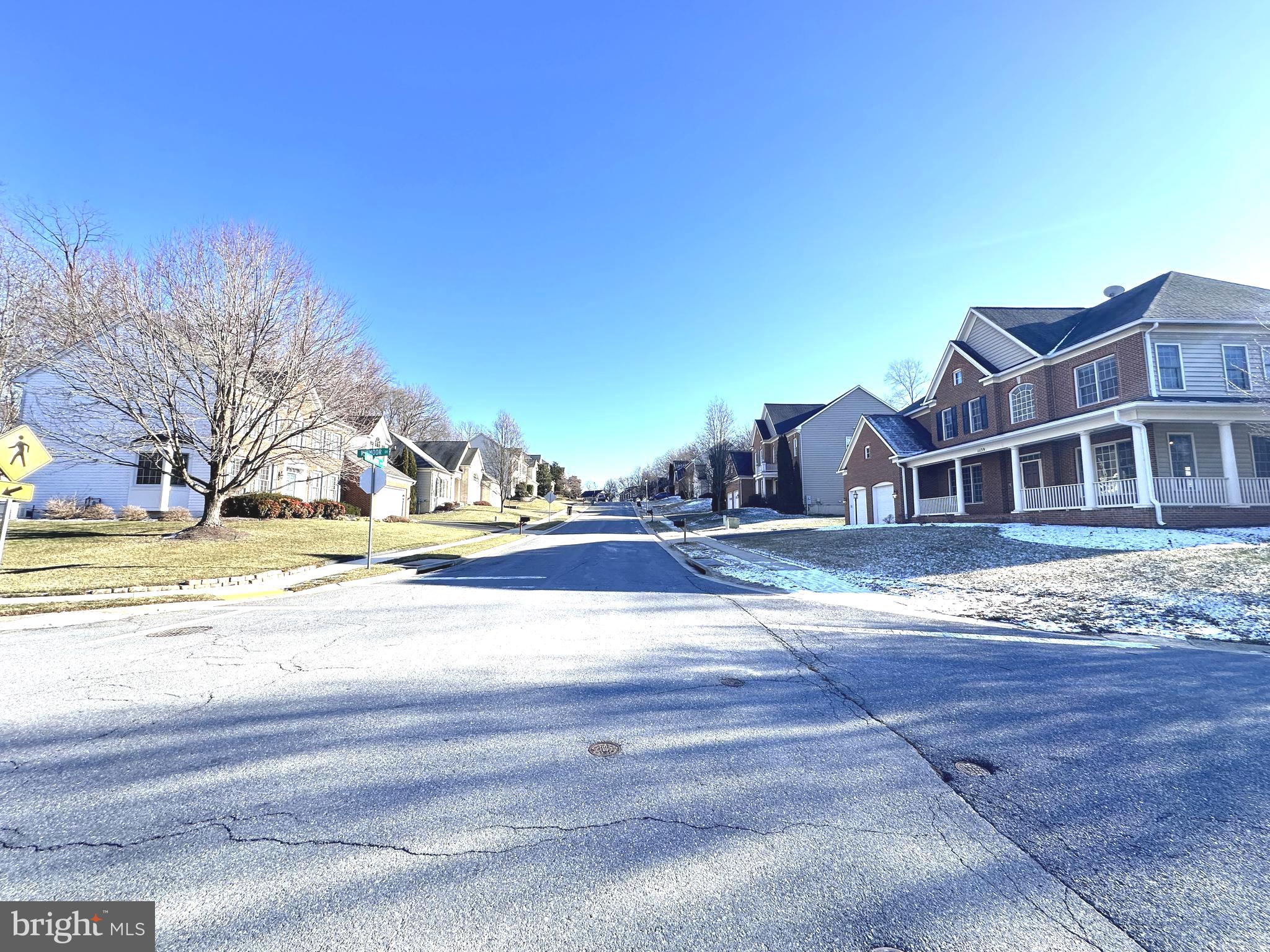 WINDSOR KNOLLS - Residential