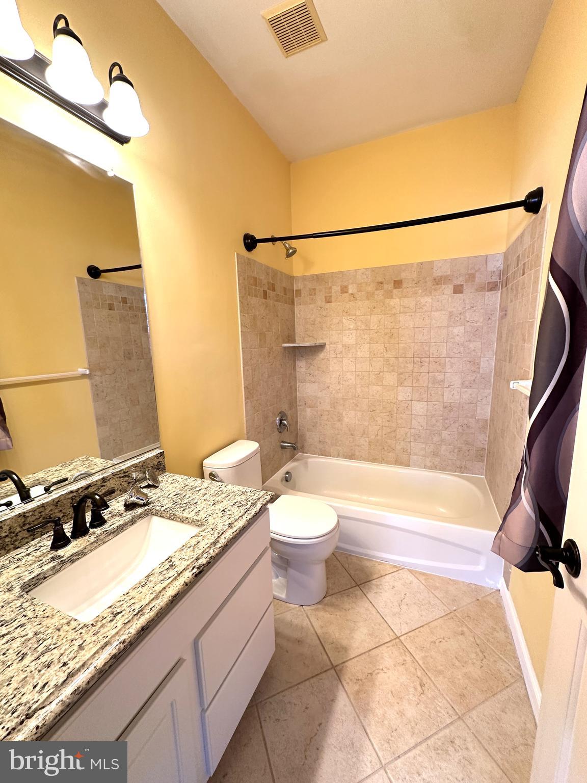 WINDSOR KNOLLS - Residential