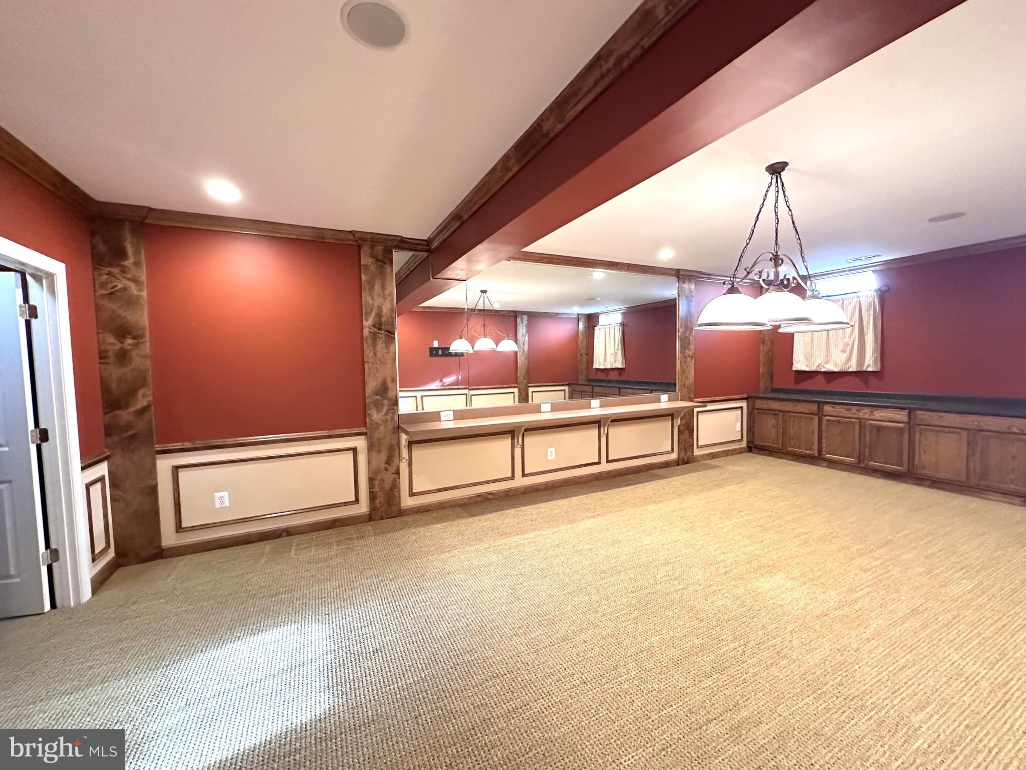 WINDSOR KNOLLS - Residential