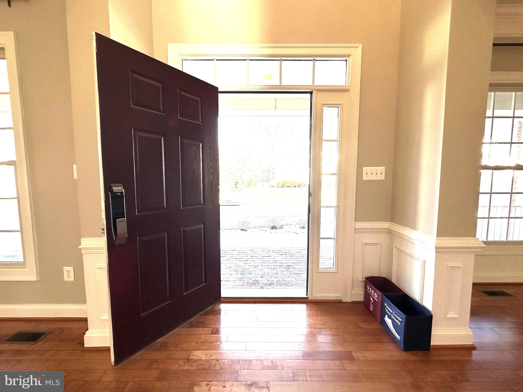 WINDSOR KNOLLS - Residential