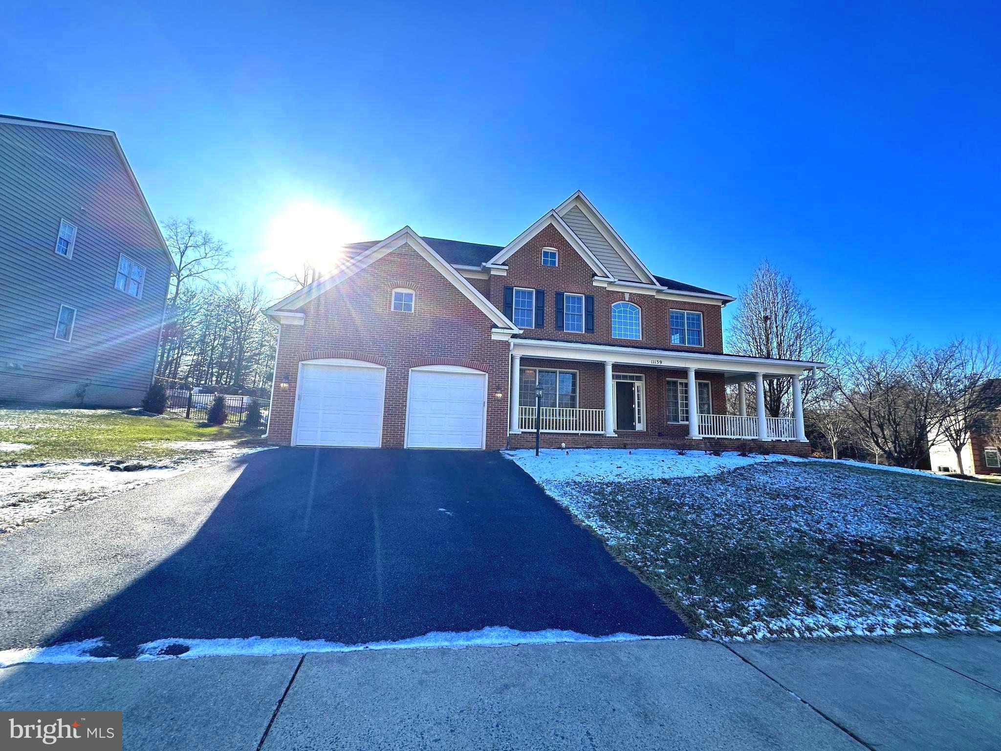 WINDSOR KNOLLS - Residential