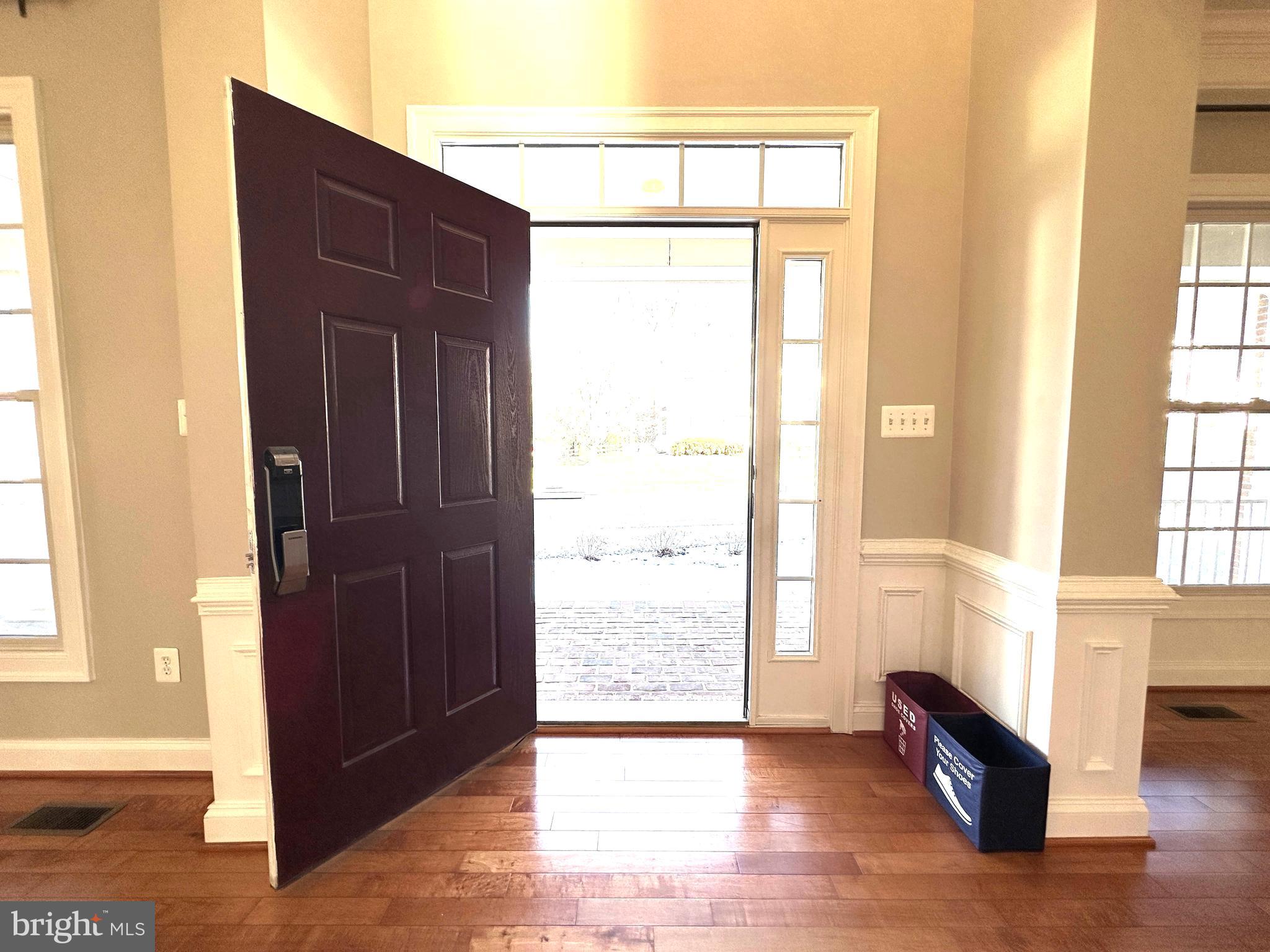 WINDSOR KNOLLS - Residential