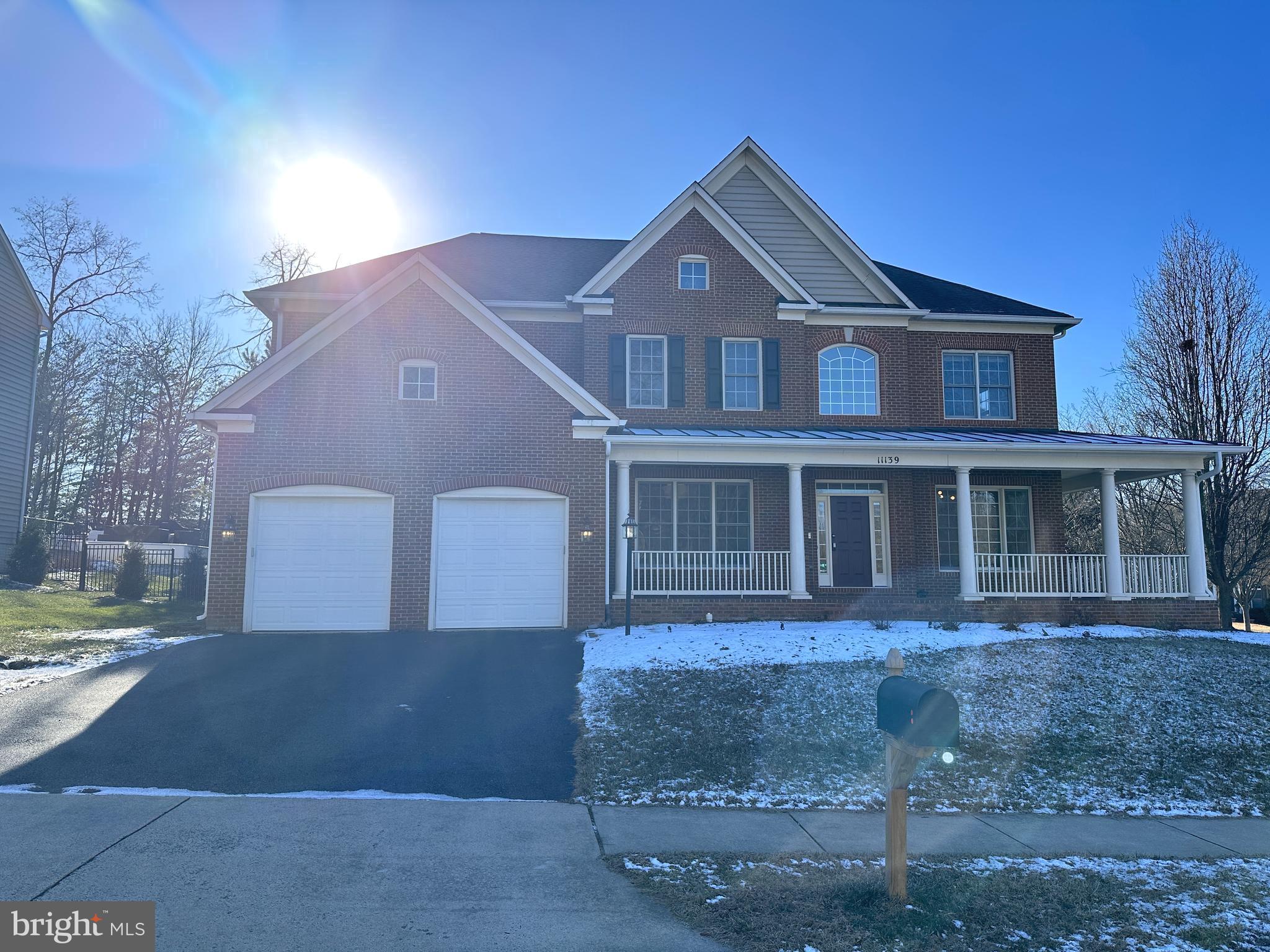 WINDSOR KNOLLS - Residential