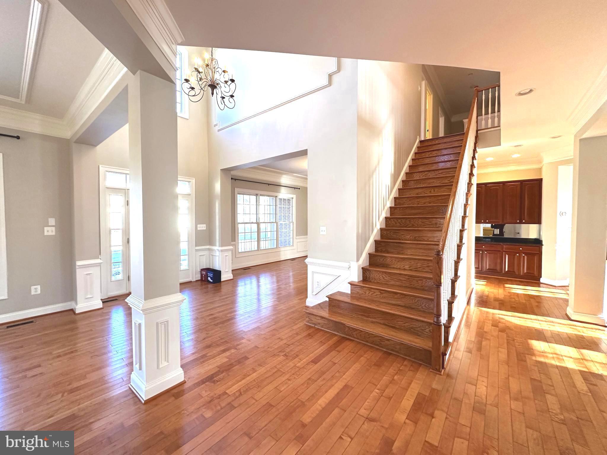 WINDSOR KNOLLS - Residential