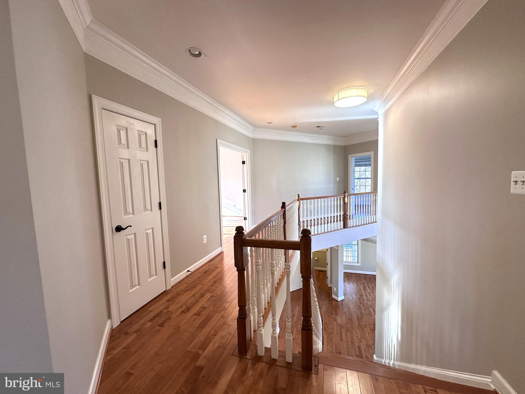 WINDSOR KNOLLS - Residential