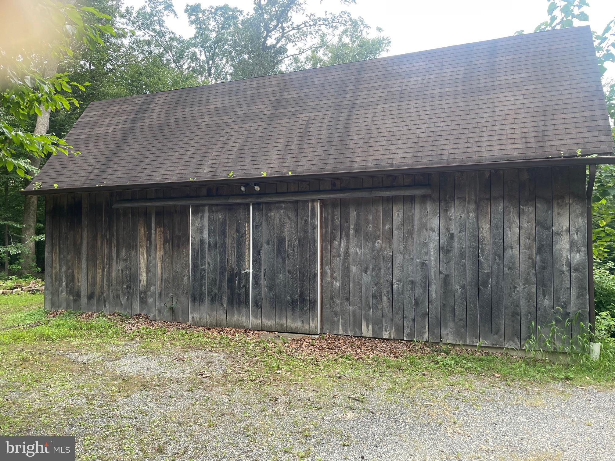 PLEASANT GROVE ESTATES - Residential