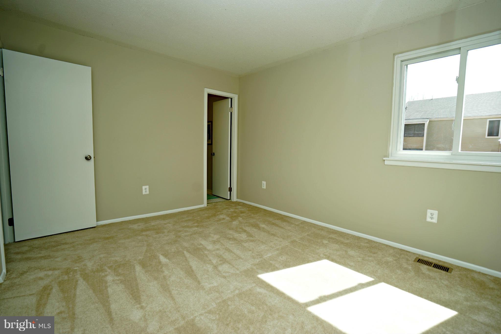 COUNTRYSIDE - Residential