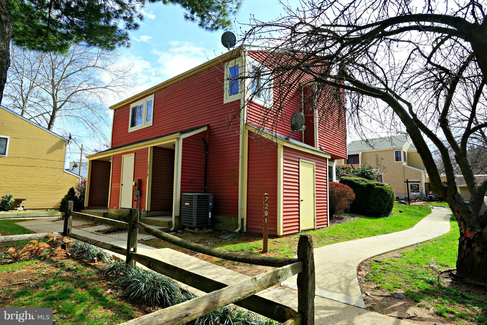 COUNTRYSIDE - Residential