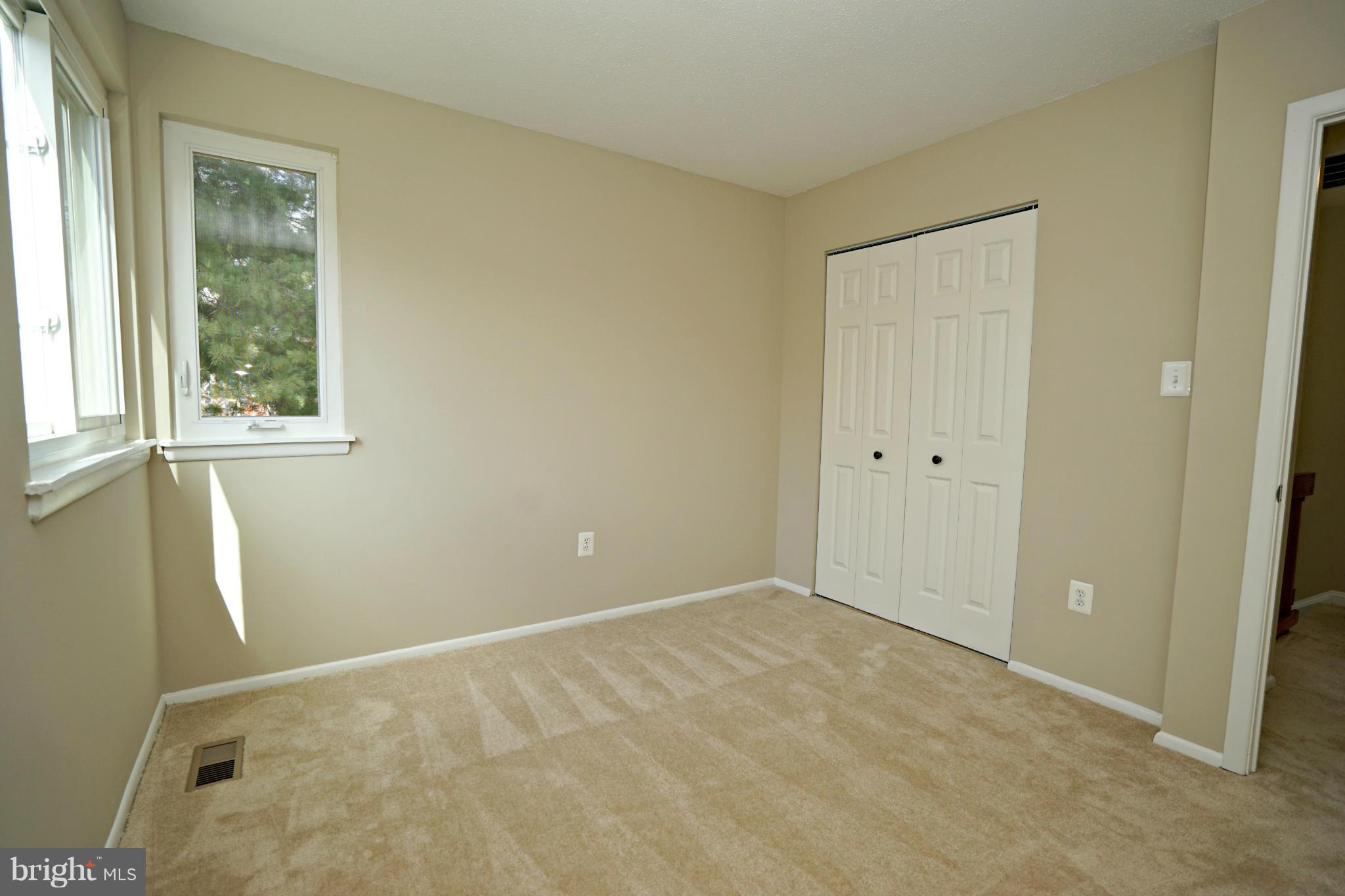 COUNTRYSIDE - Residential