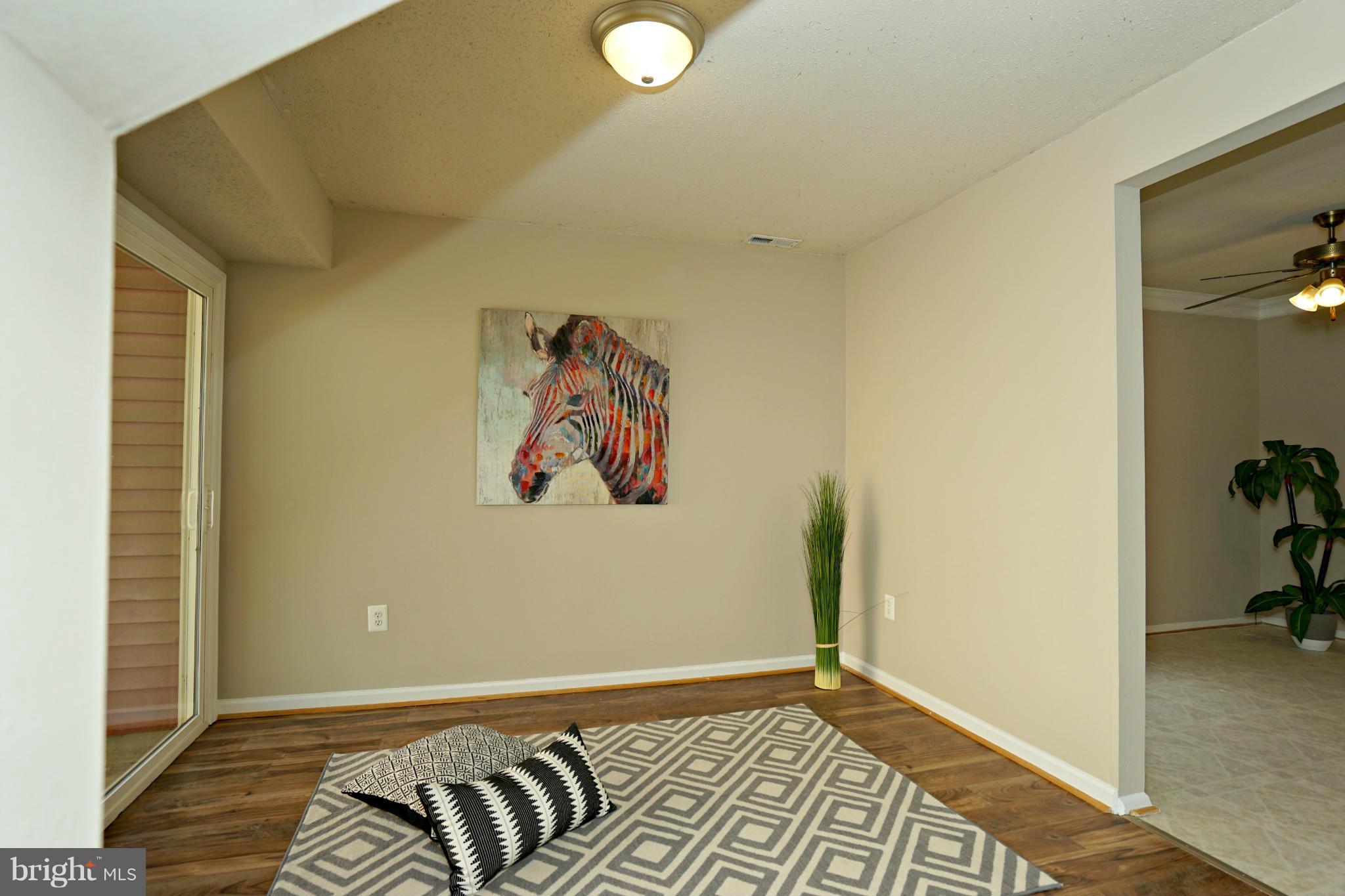 COUNTRYSIDE - Residential