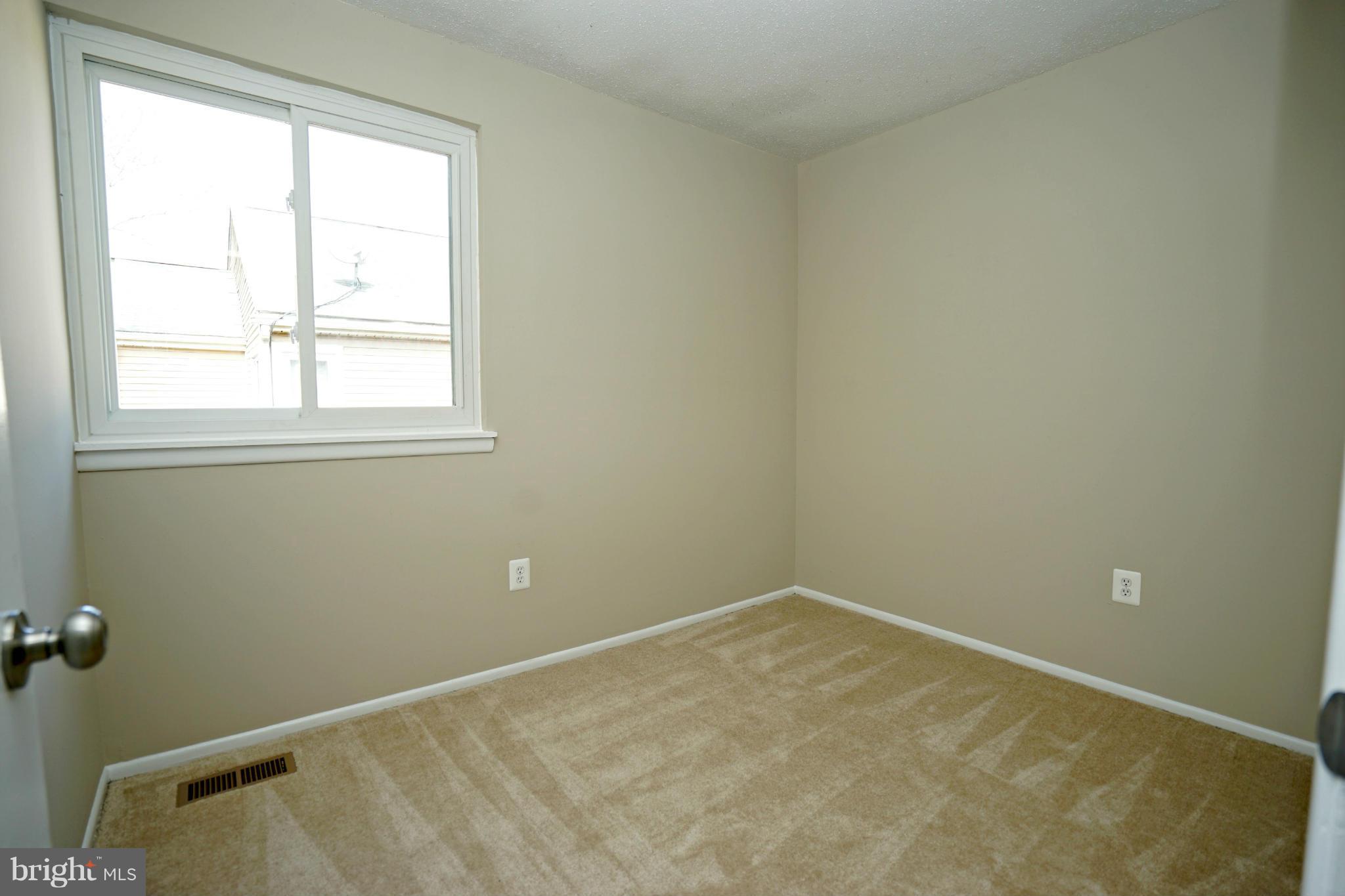 COUNTRYSIDE - Residential