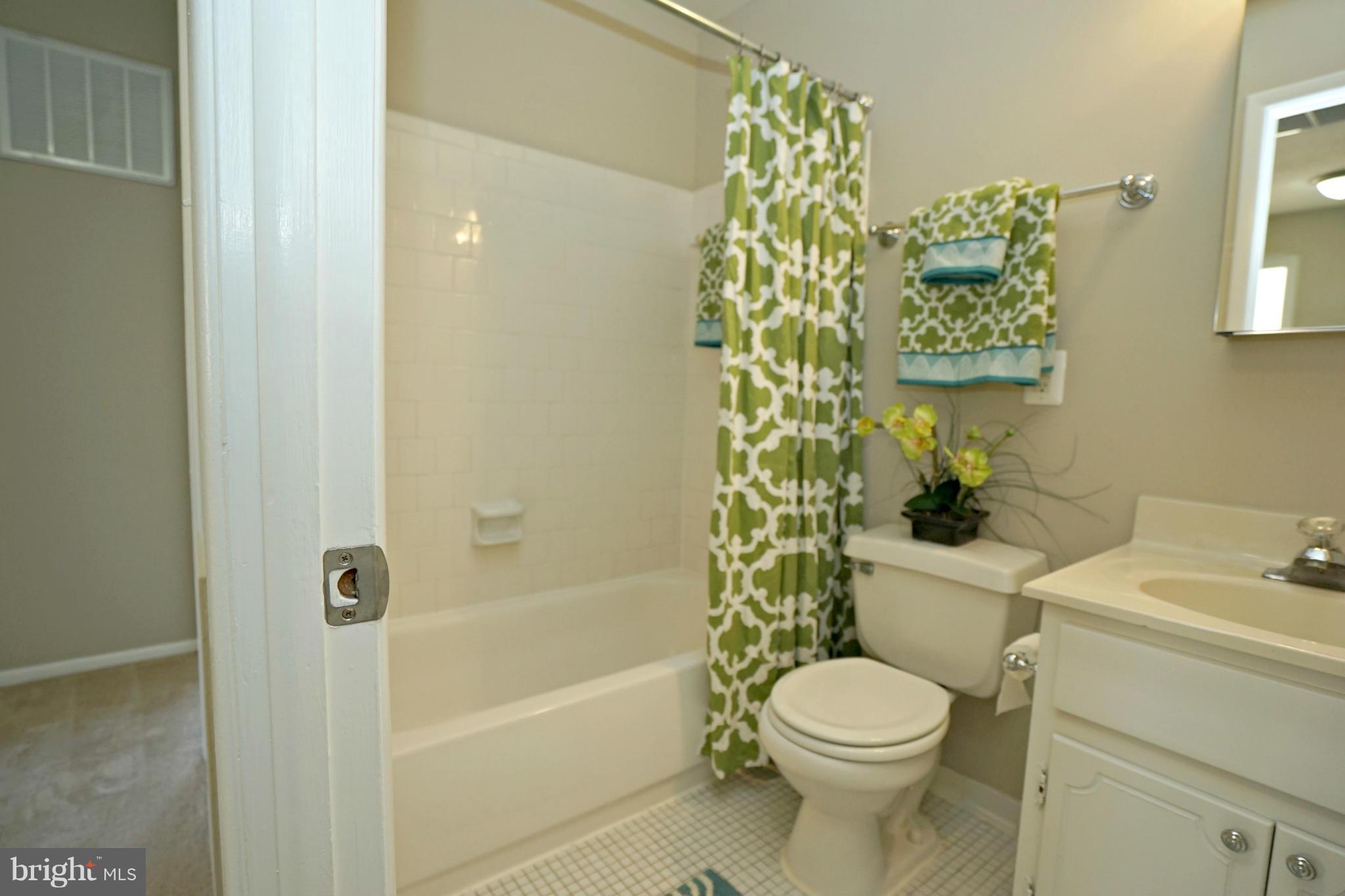 COUNTRYSIDE - Residential