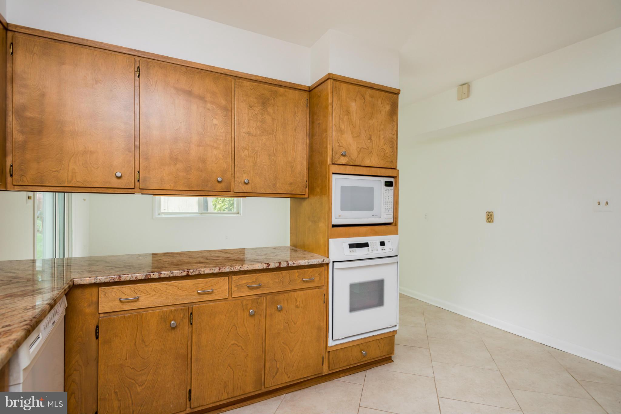 MOUNT WASHINGTON - Residential