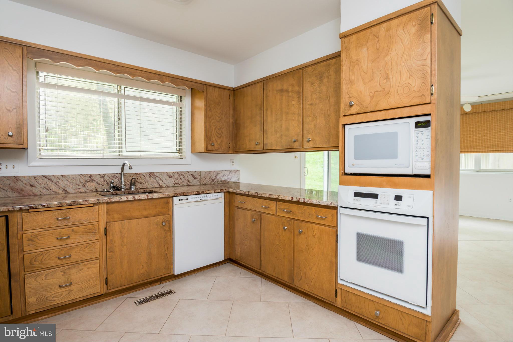 MOUNT WASHINGTON - Residential