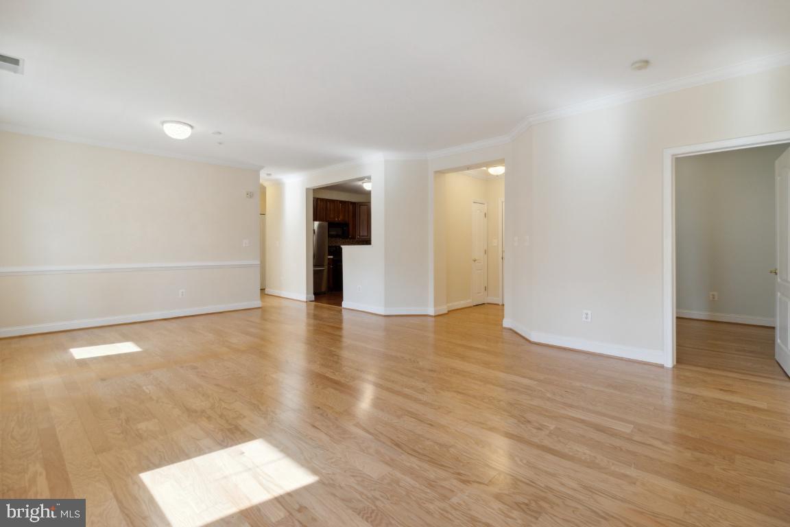 WAVERLY WOODS - Residential