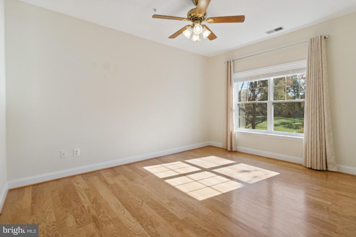 WAVERLY WOODS - Residential