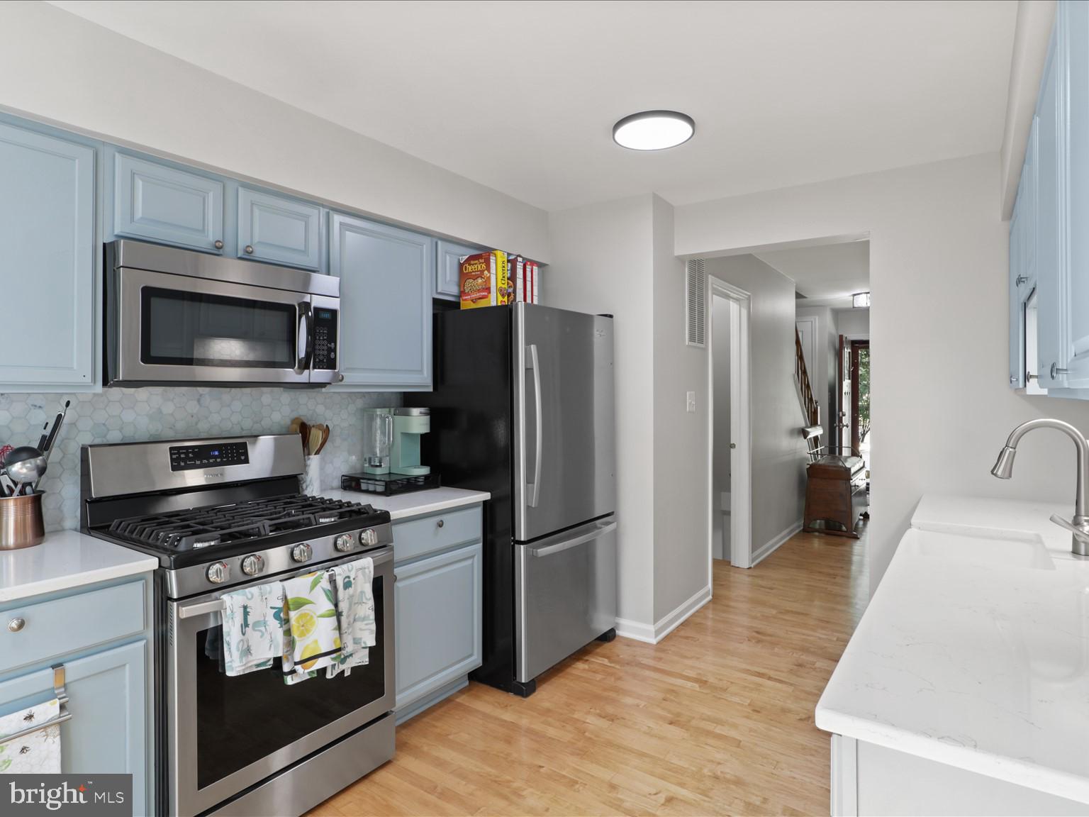 5701 EDGEWATER OAK COURT