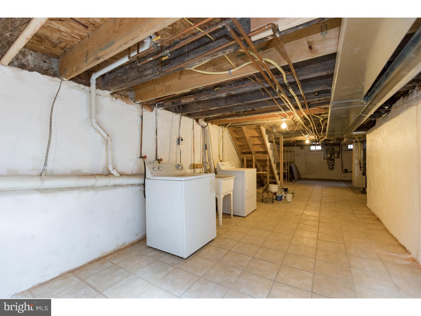 KENSINGTON - Residential Lease