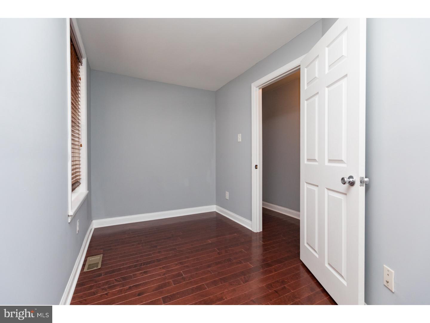 KENSINGTON - Residential Lease