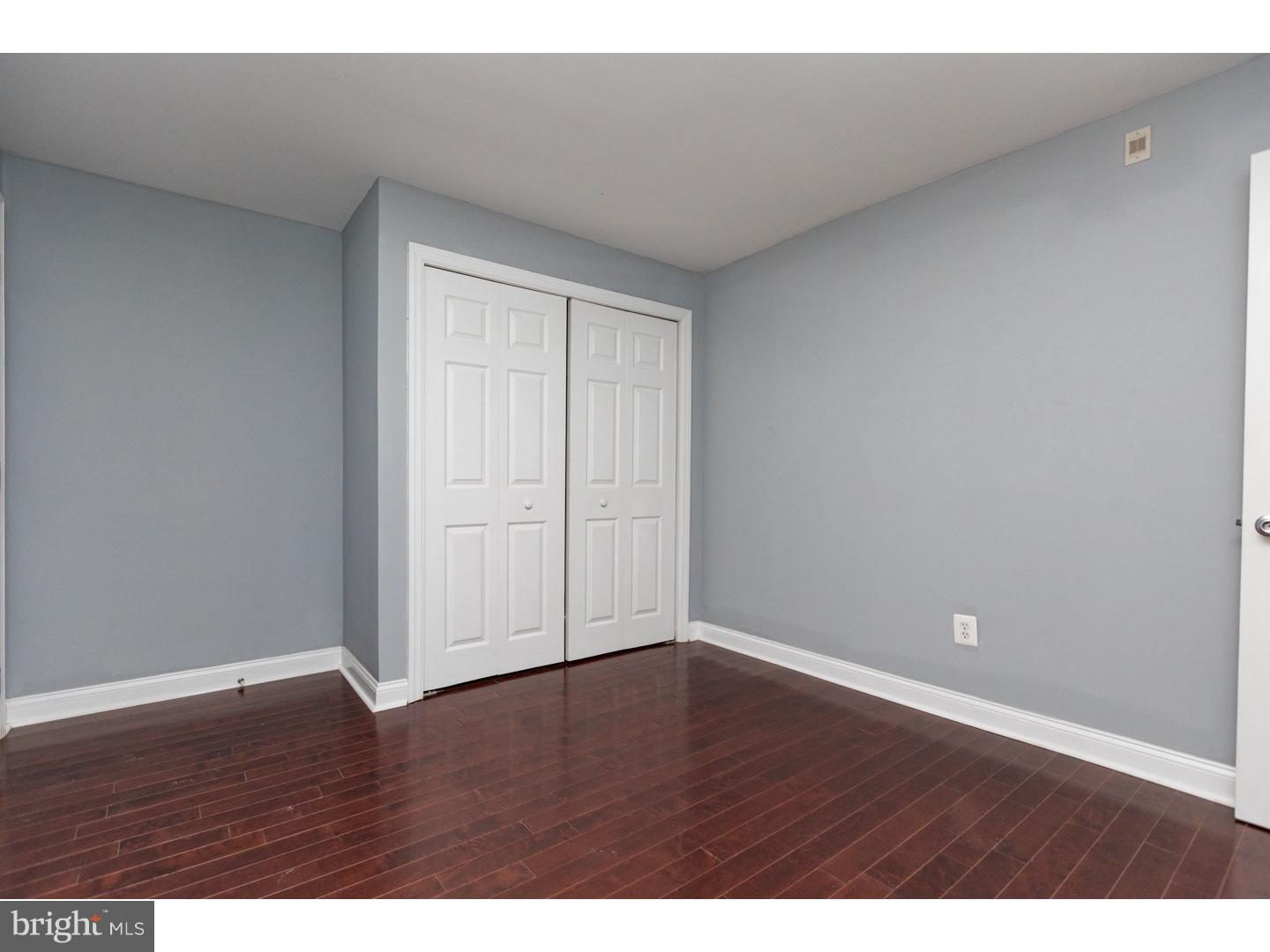 KENSINGTON - Residential Lease