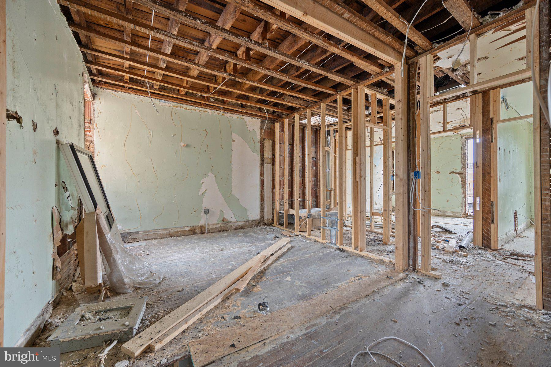 PARK CIRCLE - Residential