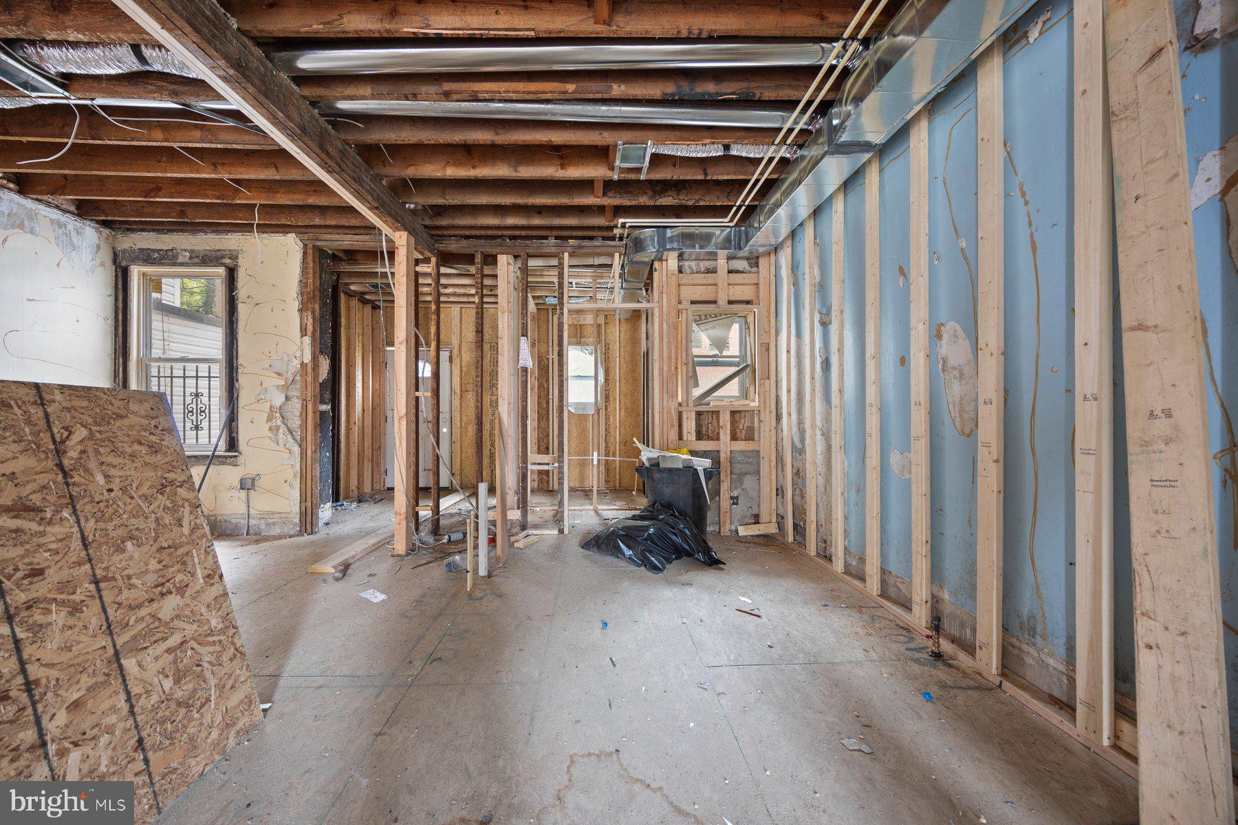 PARK CIRCLE - Residential