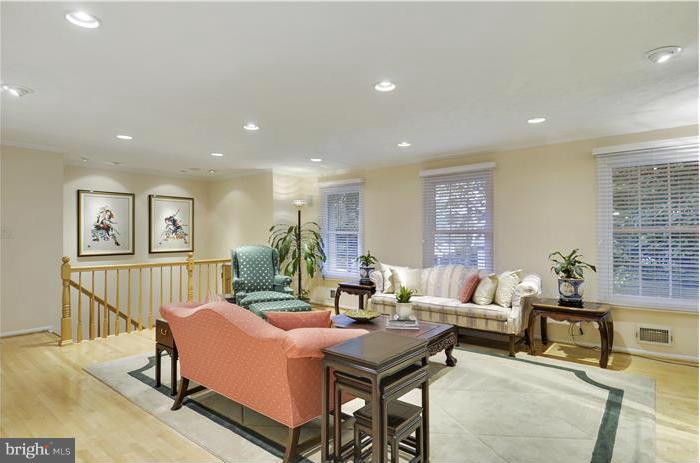 HORIZON HILL - Residential