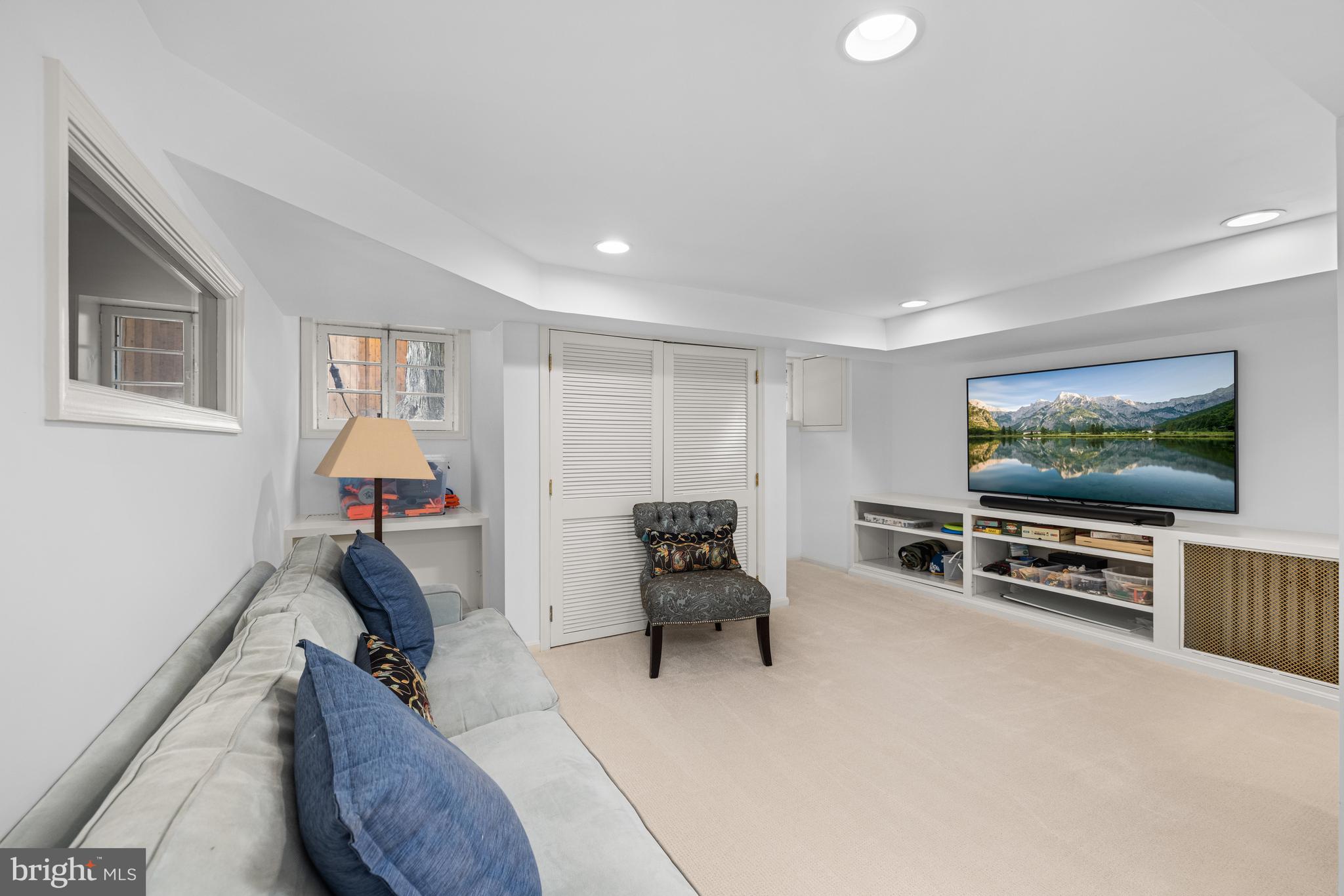 CLEVELAND PARK - Residential