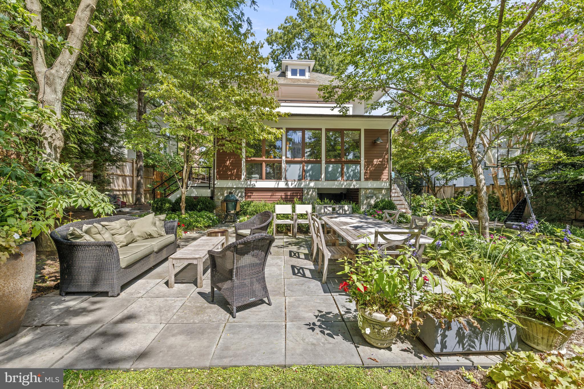 CLEVELAND PARK - Residential