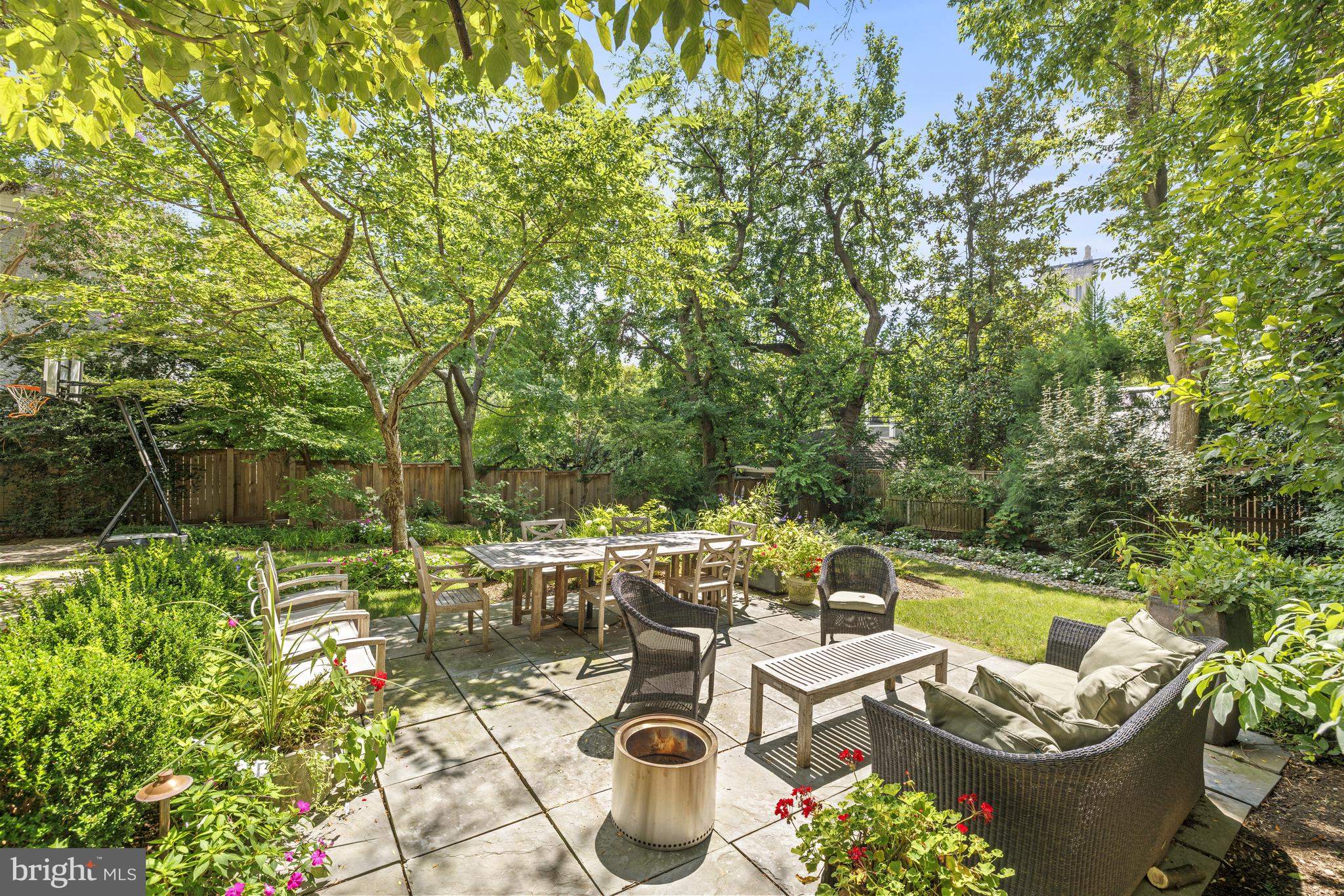 CLEVELAND PARK - Residential