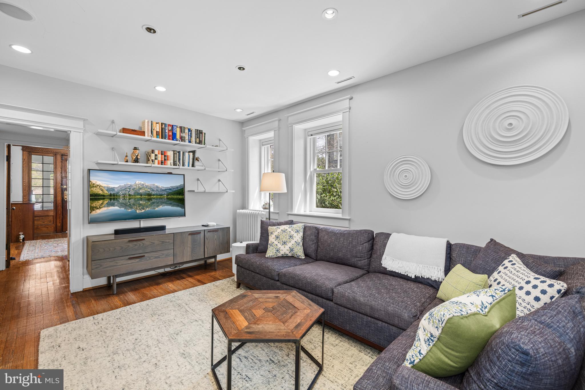 CLEVELAND PARK - Residential