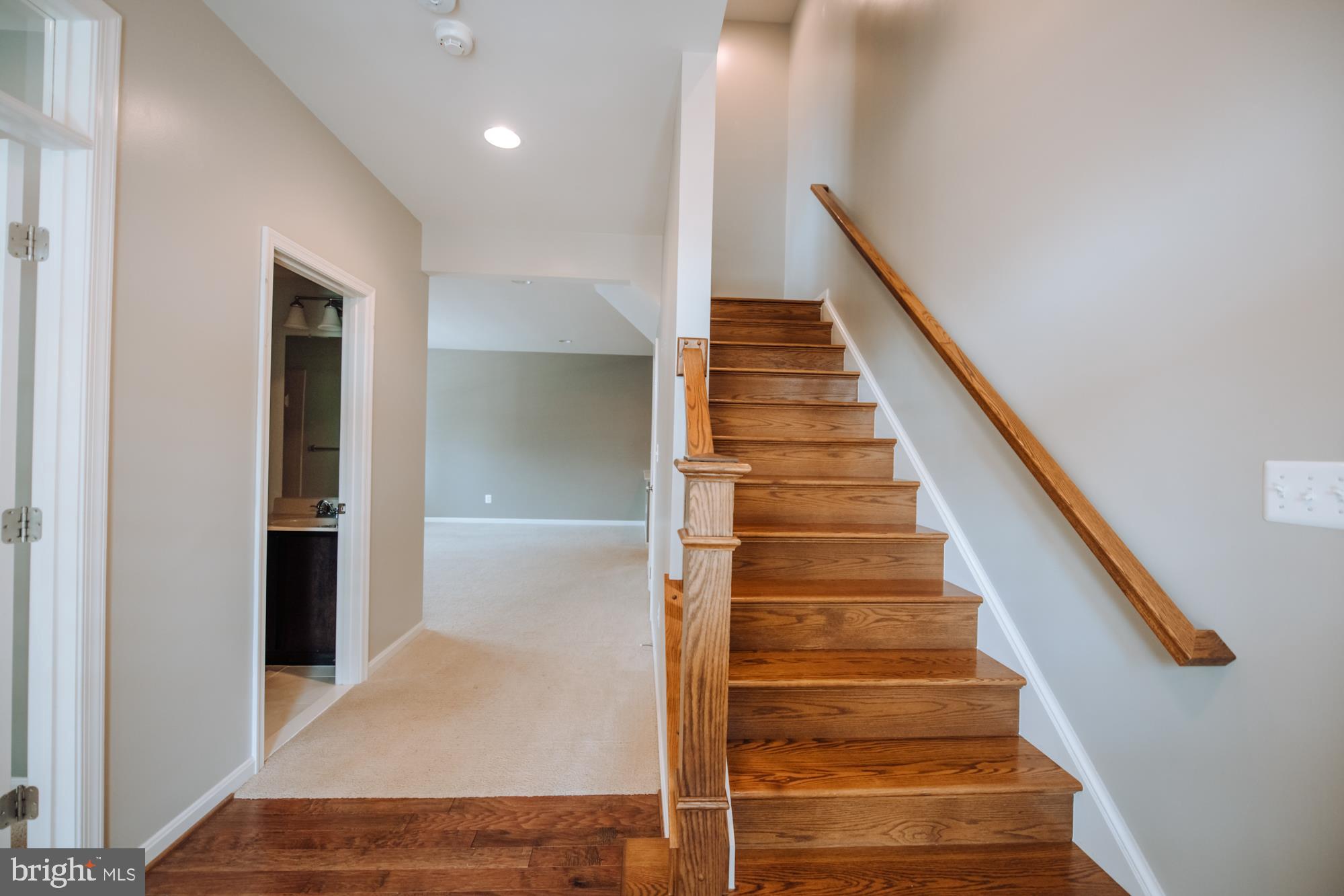 BRAMBLETON TOWN CENTER - Residential Lease