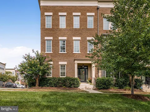 22872 Goldsborough Terrace, Brambleton, VA MLS: VALO2089860
