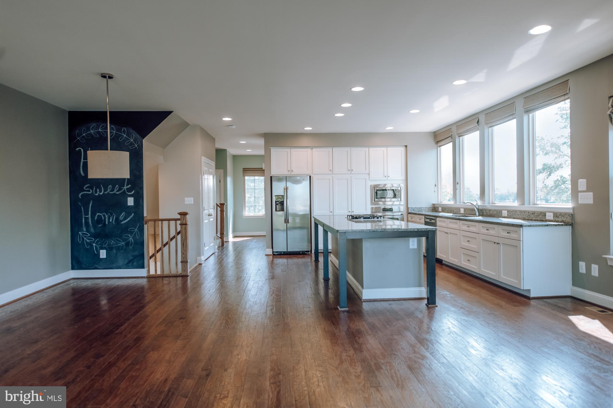 BRAMBLETON TOWN CENTER - Residential Lease