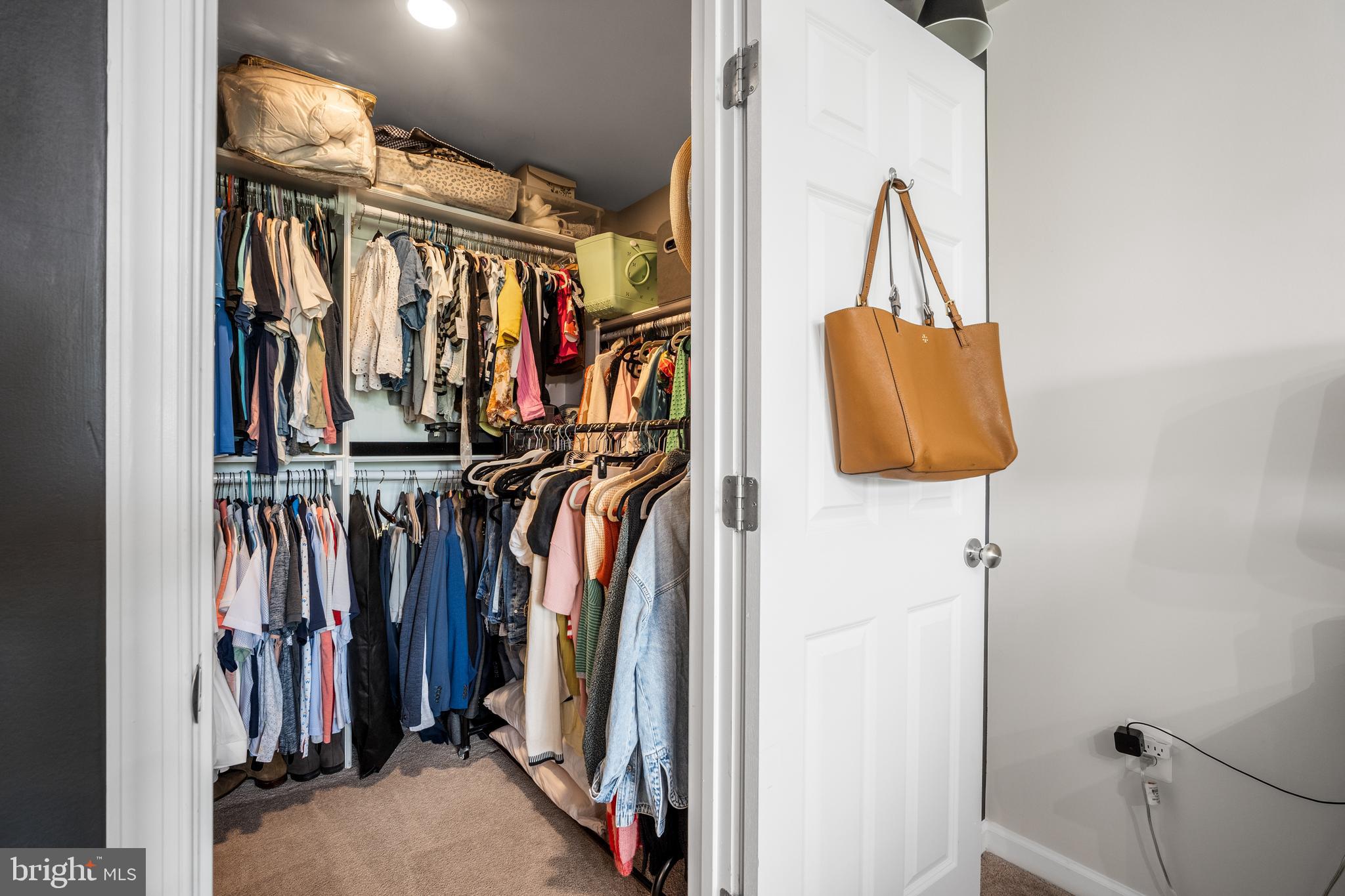 BRADFORD'S LANDING - Residential